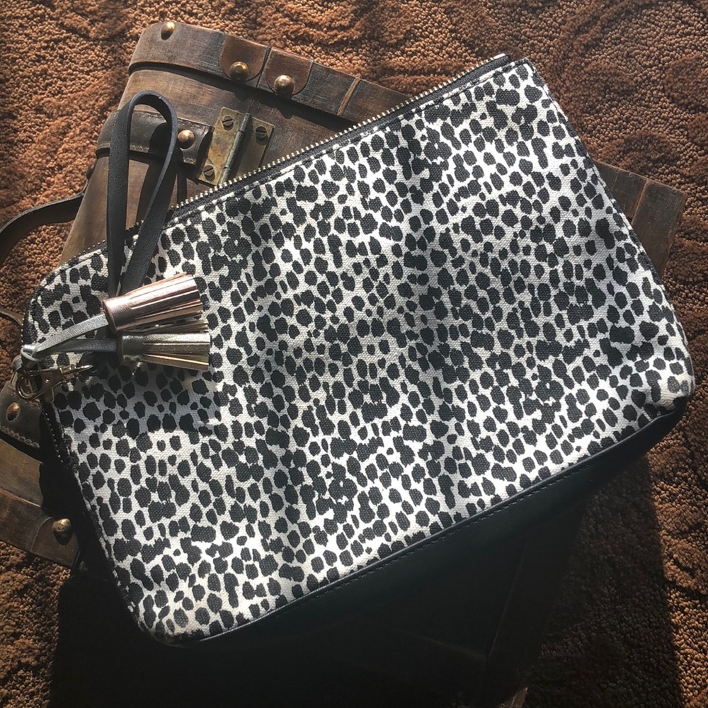 Old Navy Clutch